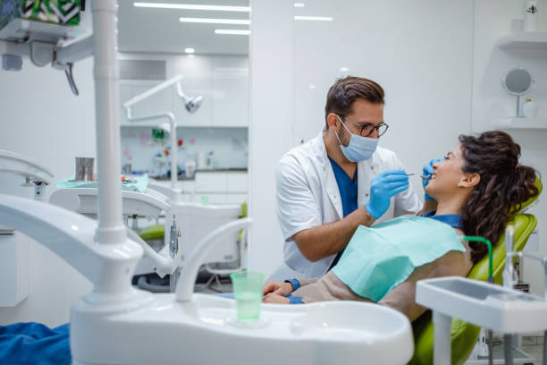 Best Emergency Dental Care  in Sinton, TX